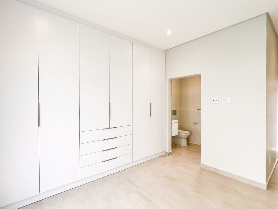 4 Bedroom Property for Sale in Country Club Western Cape